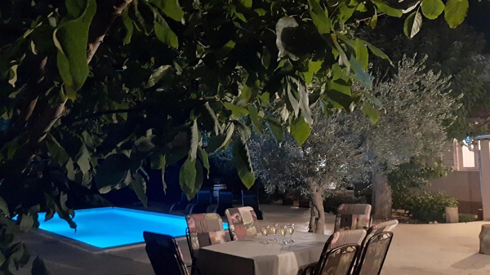 Ferienhaus Aqua Mit Pool Jadreski Bagian luar foto